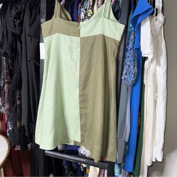 MATTHEW BRUCH Kimmie Colorblock Mini Dress in Sage and Army - Picture 12 of 13